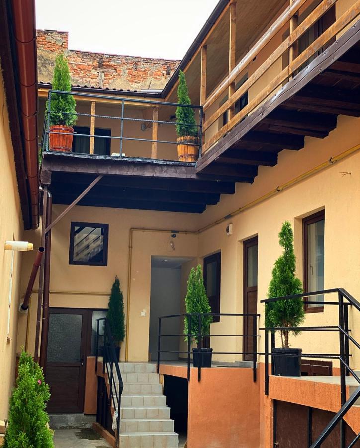 Ullysses Guest House Braşov Exterior foto